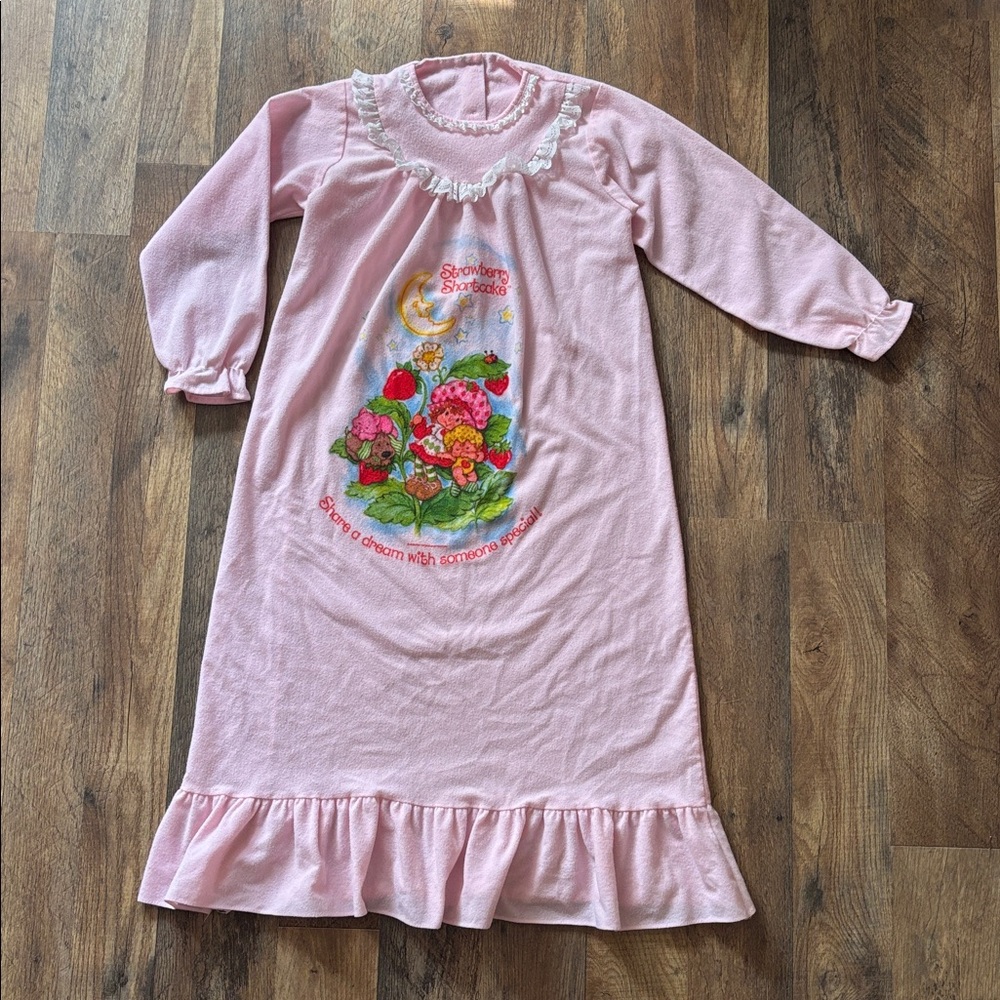 Strawberry Shortcake Vintage Pink Ruffle Collar Long Sleeve Nightgown size 10